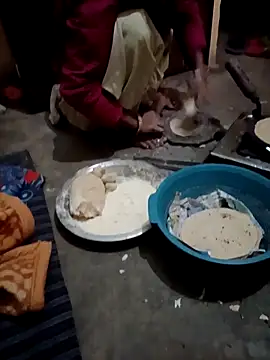 Snapshot of kajalbhabhi44 chatting on 11/13/25, 12:14 kajalbhabhi44 online show from 11/13/25, 12:14