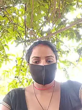 Snapshot of kajalbhabhi44 chatting on 06/08/26, 07:53 kajalbhabhi44 online show from 06/08/26, 07:53