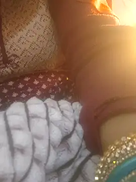 Snapshot of kajalbhabhi44 chatting on 12/05/25, 06:28 kajalbhabhi44 online show from 12/05/25, 06:28