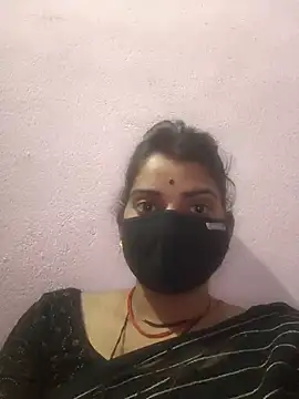 Snapshot of kajalbhabhi44 chatting on 11/23/25, 04:17 kajalbhabhi44 online show from 11/23/25, 04:17