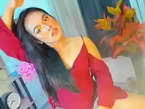 Snapshot of yourmochaloca69 chatting on 12/02/25, 11:28 yourmochaloca69 online show from 12/02/25, 11:28