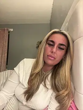 EllieMaeBaby online show from 01/08/26, 02:39