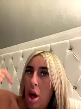 EllieMaeBaby online show from 09/13/25, 09:15