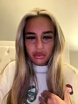 EllieMaeBaby online show from 11/27/25, 10:21