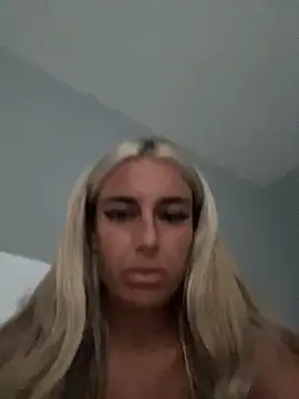 EllieMaeBaby online show from 09/18/25, 05:38