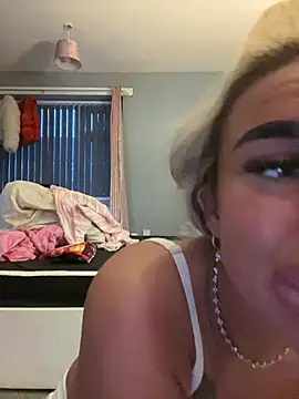 EllieMaeBaby online show from 02/01/26, 05:11