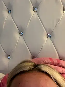 EllieMaeBaby online show from 10/03/25, 03:02