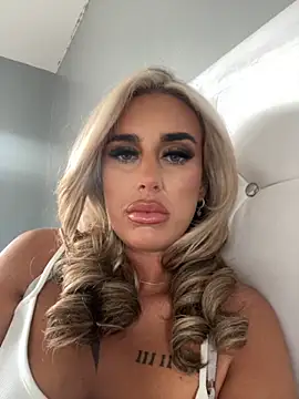 EllieMaeBaby online show from 11/29/25, 12:38