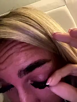 EllieMaeBaby online show from 01/10/26, 05:08