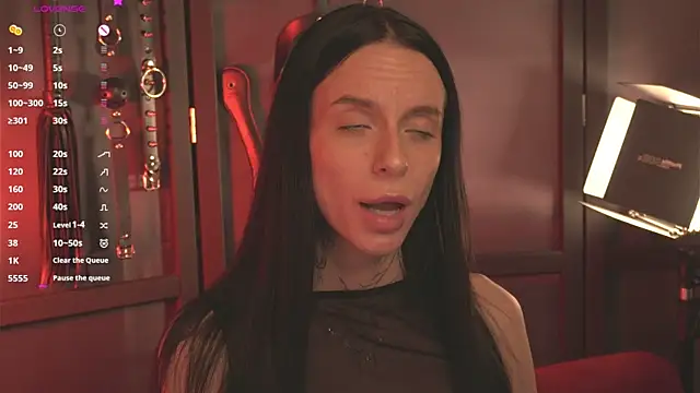 Snapshot of livia_starwars chatting on 10/07/25, 09:27 livia starwars online show from 10/07/25, 09:27