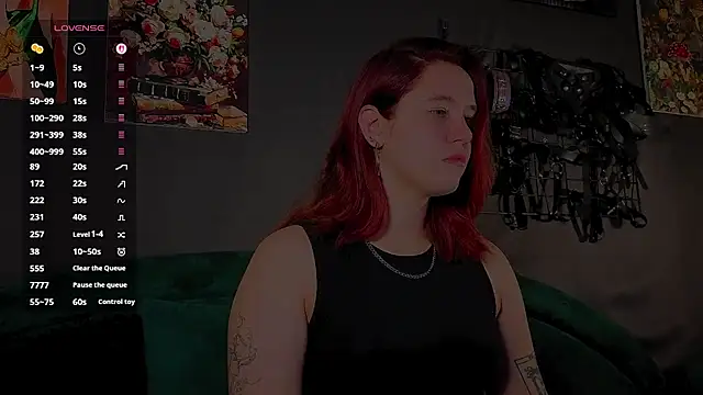 Snapshot of the_high_priestess chatting on 06/20/26, 02:38 the high priestess online show from 06/20/26, 02:38