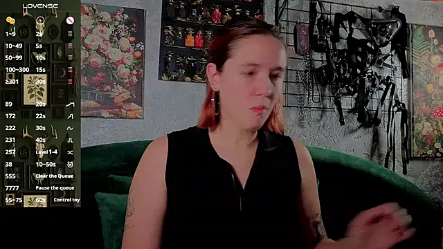 the high priestess online show from 11/28/25, 03:07