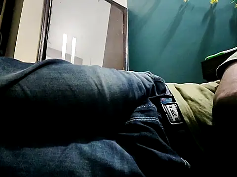 rocky4u7 online show from 12/01/25, 03:07