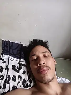 RuiMaddoox online show from 12/14/25, 01:39