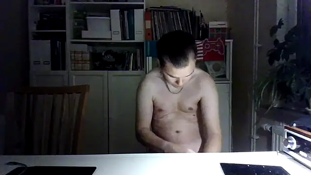 Snapshot of DIRTY_BOY93 chatting on 10/23/25, 06:06 DIRTY BOY93 online show from 10/23/25, 06:06