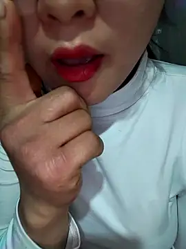 moa koa online show from 12/17/25, 01:32