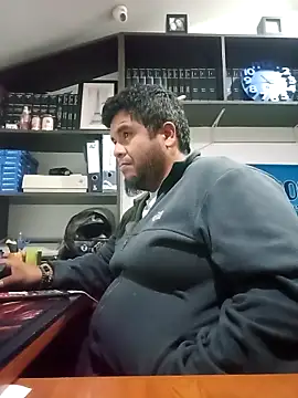 Snapshot of Rolo-Sumiso chatting on 12/22/25, 09:26 Rolo-Sumiso online show from 12/22/25, 09:26