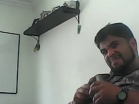 Snapshot of Rolo-Sumiso chatting on 09/15/25, 03:56 Rolo-Sumiso online show from 09/15/25, 03:56