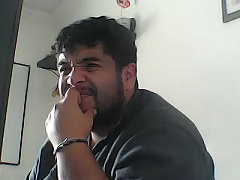 Snapshot of Rolo-Sumiso chatting on 10/01/25, 01:37 Rolo-Sumiso online show from 10/01/25, 01:37