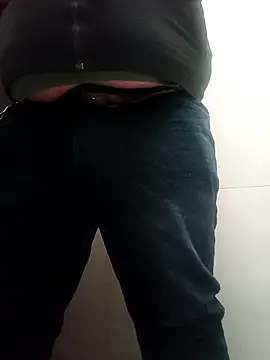 Snapshot of Rolo-Sumiso chatting on 02/12/26, 03:12 Rolo-Sumiso online show from 02/12/26, 03:12