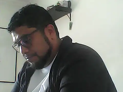 Snapshot of Rolo-Sumiso chatting on 09/17/25, 04:09 Rolo-Sumiso online show from 09/17/25, 04:09