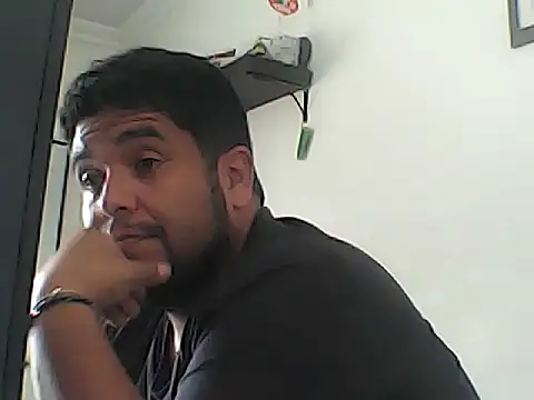 Snapshot of Rolo-Sumiso chatting on 09/23/25, 01:29 Rolo-Sumiso online show from 09/23/25, 01:29