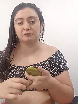 Snapshot of Anaa_Rose chatting on 10/22/25, 10:19 Anaa Rose online show from 10/22/25, 10:19