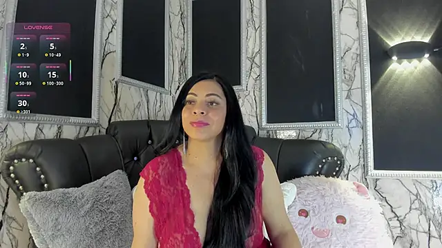 adelinemoretti online show from 01/06/26, 06:12