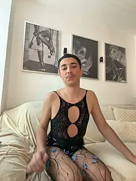 Pablo27622 online show from 10/24/25, 05:01