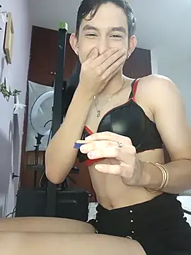 ashley moss online show from 10/11/25, 06:42