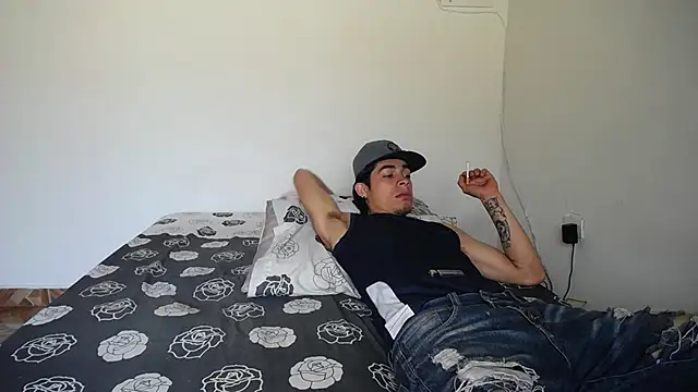 Candy Grey28 online show from 11/26/25, 04:18