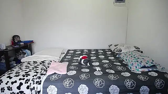 Candy Grey28 online show from 11/08/25, 11:47