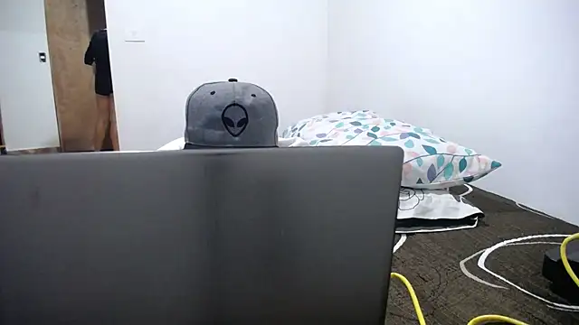 Candy Grey28 online show from 10/31/25, 02:52