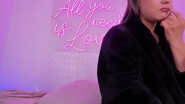 aleksandramiller  online show from 05/11/26, 02:45