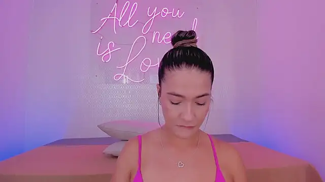 aleksandramiller  online show from 03/19/26, 01:22