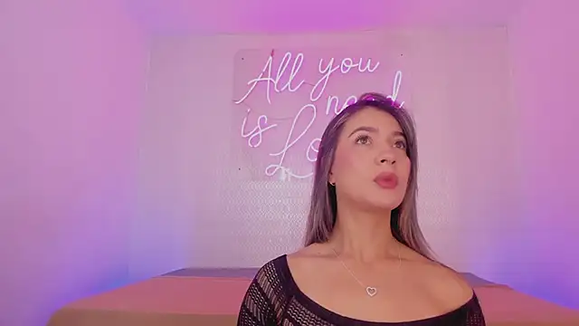 aleksandramiller  online show from 03/09/26, 12:52