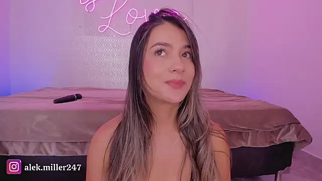 aleksandramiller  online show from 03/18/26, 02:41