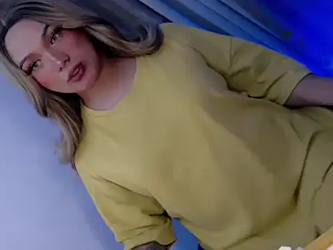 Snapshot of Sweet_angelinax chatting on 06/21/26, 12:22 Sweet angelinax online show from 06/21/26, 12:22