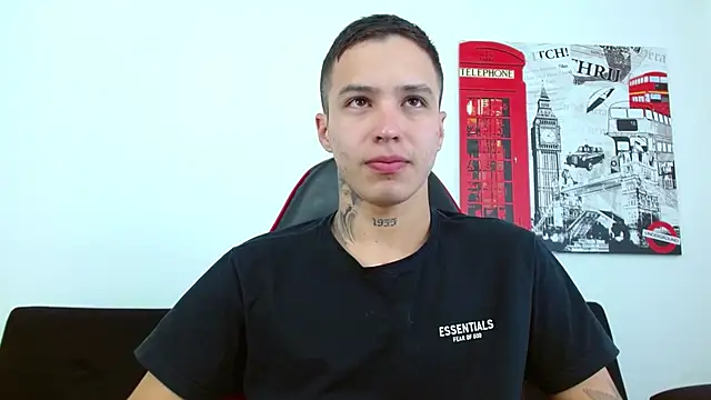 Cumandres18 online show from 07/15/26, 03:41