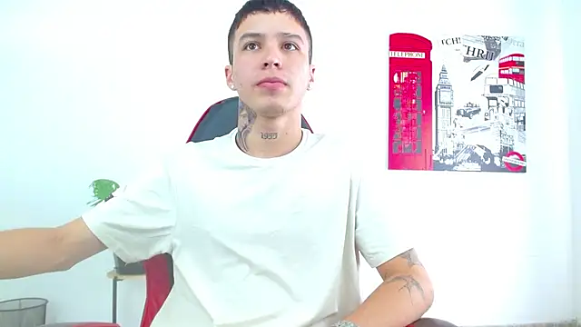 Cumandres18 online show from 12/19/25, 02:30