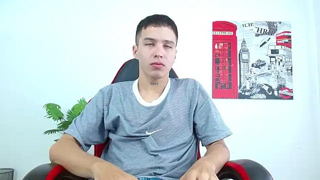 Cumandres18 online show from 10/18/25, 02:08