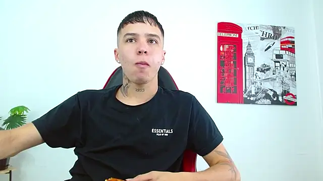 Cumandres18 online show from 03/06/26, 02:23