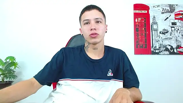 Cumandres18 online show from 05/23/26, 03:33