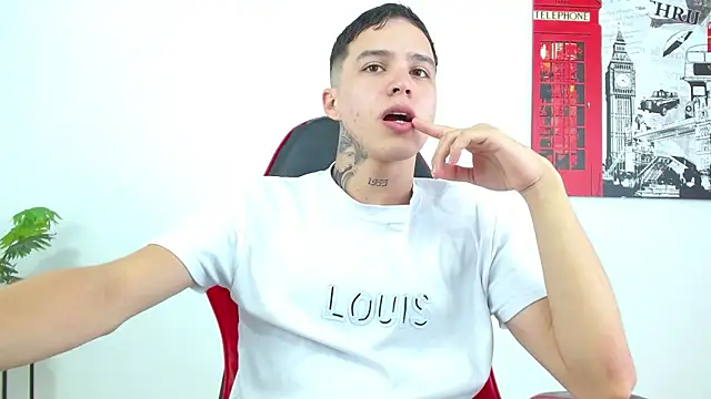 Cumandres18 online show from 02/07/26, 03:53