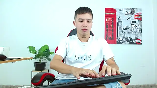 Cumandres18 online show from 10/09/25, 01:55
