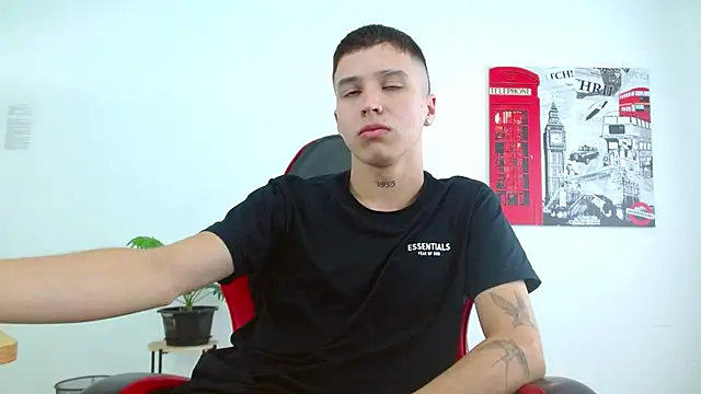 Cumandres18 online show from 11/22/25, 02:16