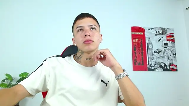 Cumandres18 online show from 03/27/26, 02:40