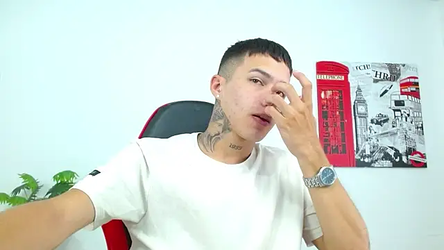 Cumandres18 online show from 03/28/26, 02:29