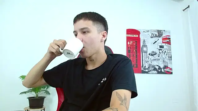 Cumandres18 online show from 11/14/25, 02:10