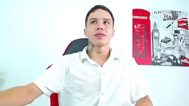 Cumandres18 online show from 02/05/26, 03:19